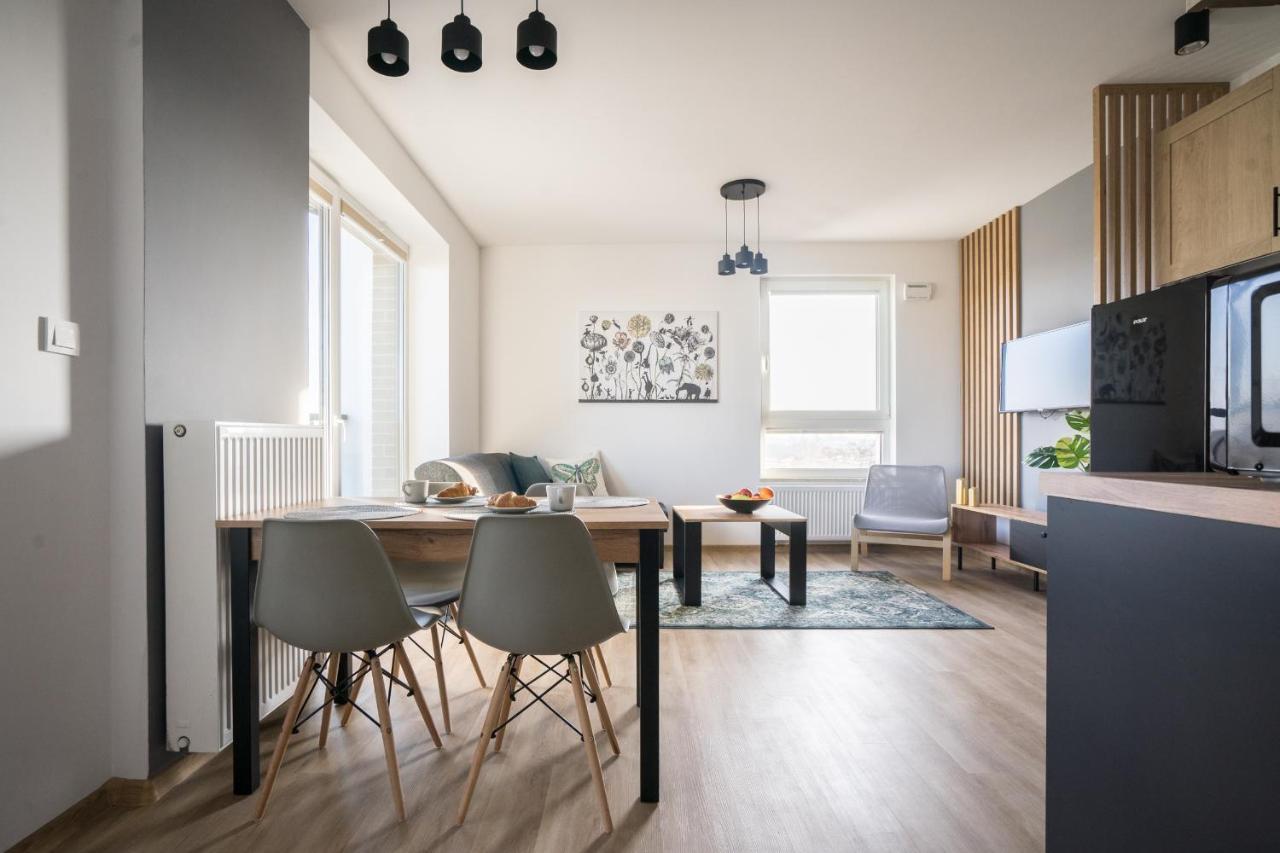 Bizapartments - Modern Flats With Parking Βαρσοβία Εξωτερικό φωτογραφία