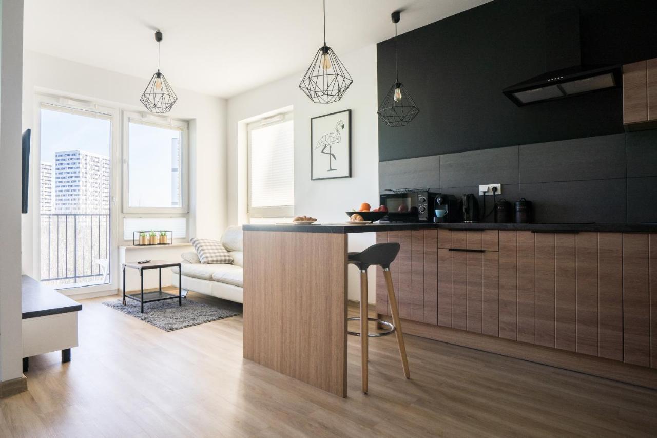 Bizapartments - Modern Flats With Parking Βαρσοβία Εξωτερικό φωτογραφία